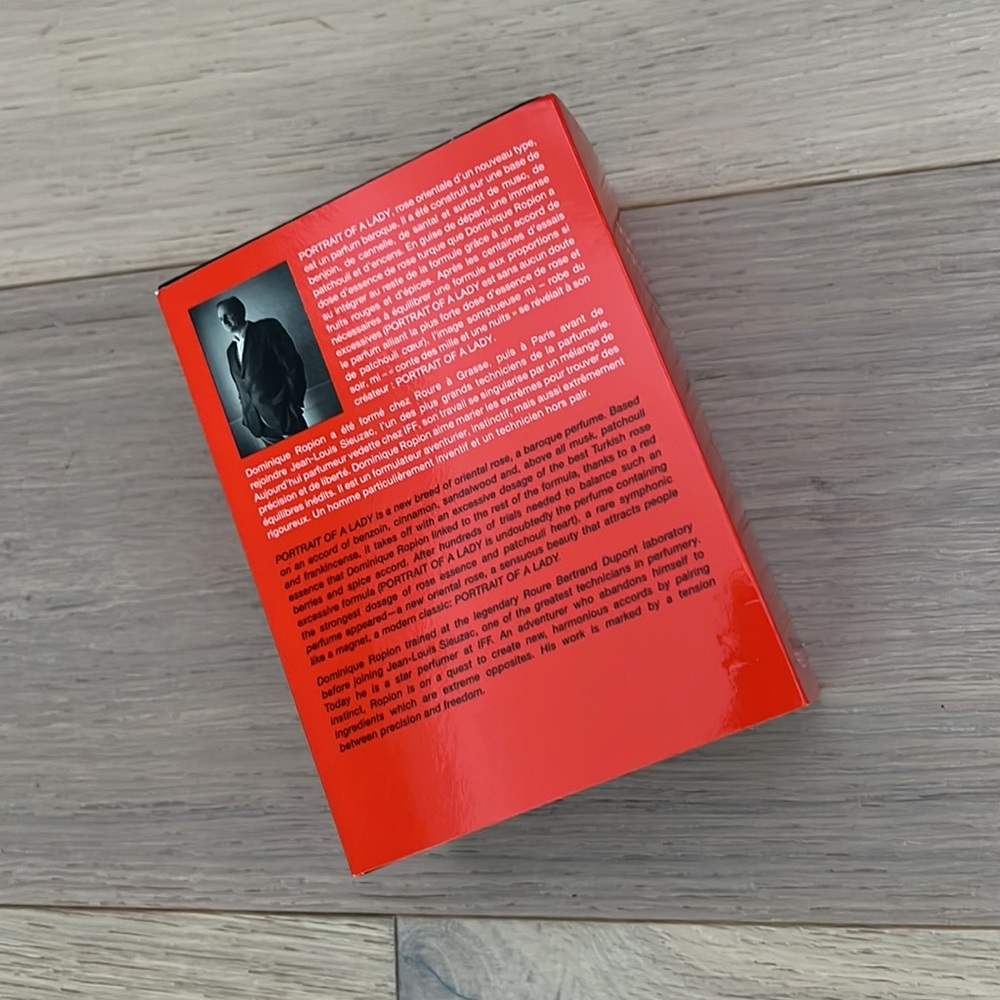 Frederic Malle Portrait of A Lady Gift Box - Picture 2 of 3